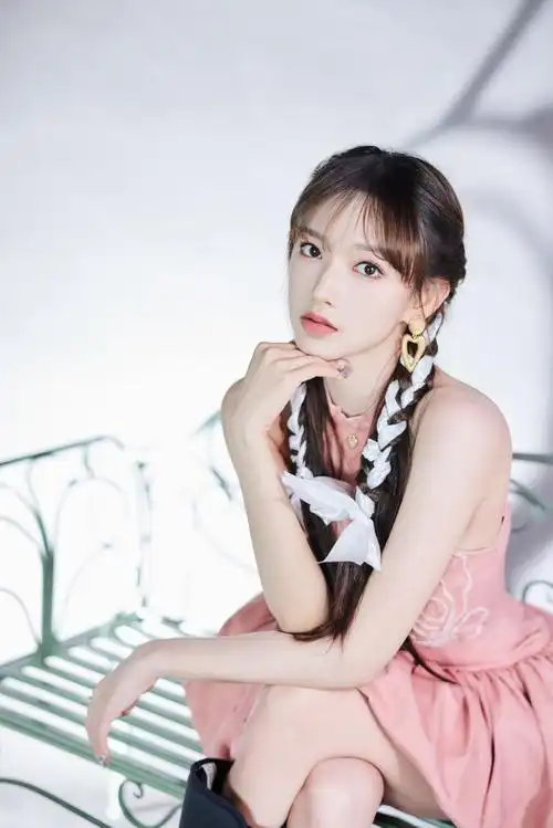 程潇雅诗兰黛彩妆挚友