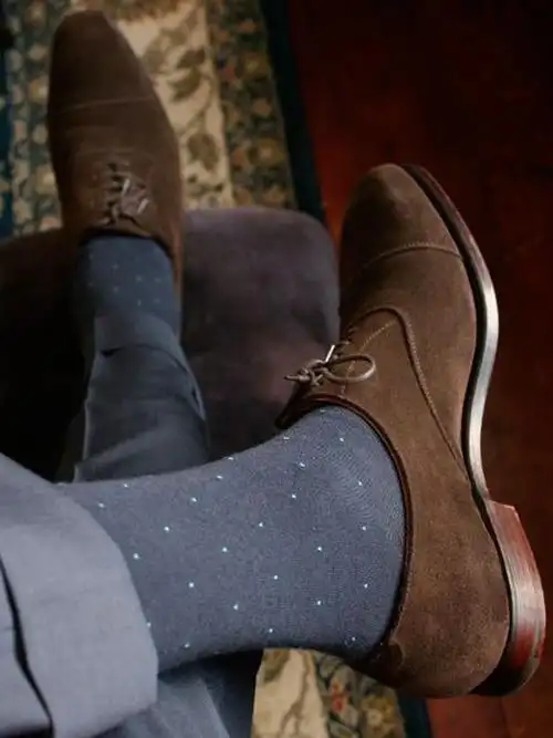 西裤与袜子的小调皮