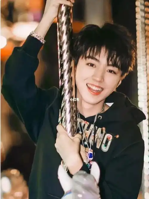 给王俊凯一片蓝海吧