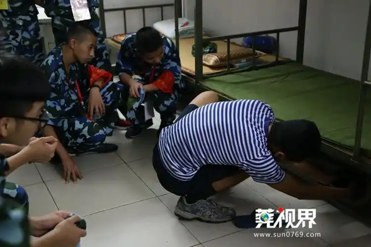 【莞视界】东纵小战士入驻虎门沙角部队 体验军人生活