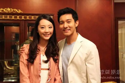 双学位才女苗洛依戏约不断 大赞立威廉体贴细致