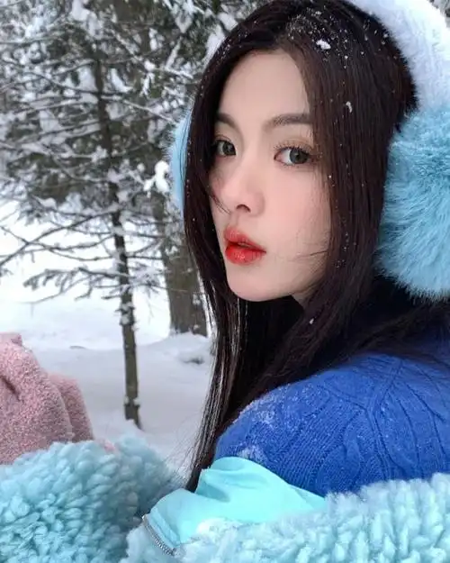 杨超越 水冰月##杨超越 月亮警察