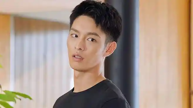 念初受伤害,历腾出现英雄救美!-影视综视频-搜狐视频