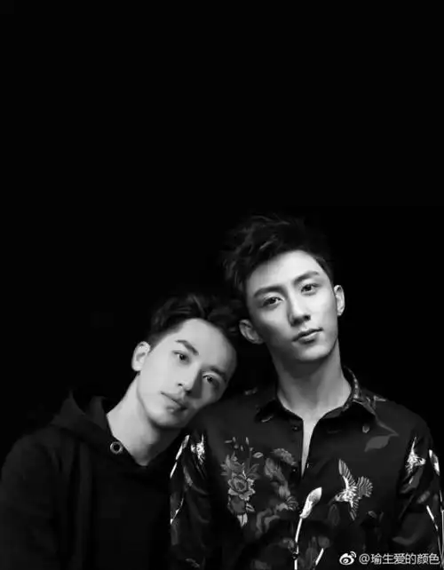 700_899竖版 竖屏