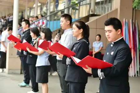 百年正青春奋斗正当时丨西安铁一中2021年秋季开学典礼举行