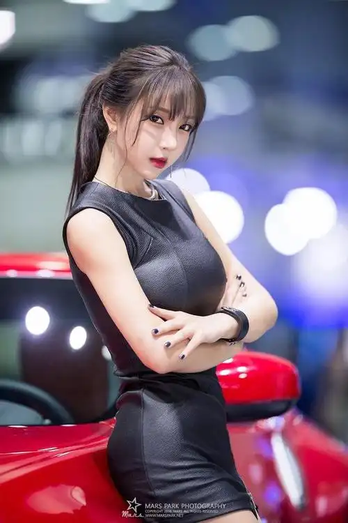 韩国车展车模金米娜四