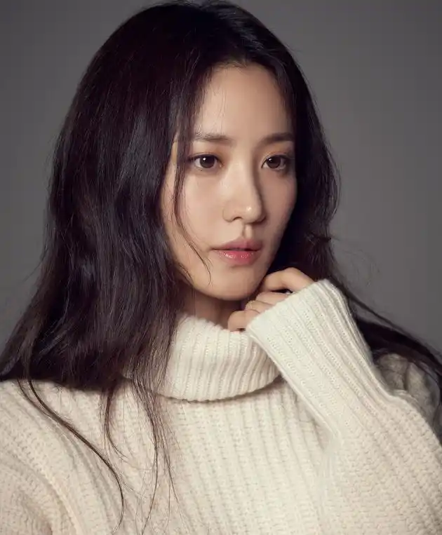 年12月结婚新浪娱乐讯 据台湾媒体报道,韩国女星金秀贤(艺名为秀贤