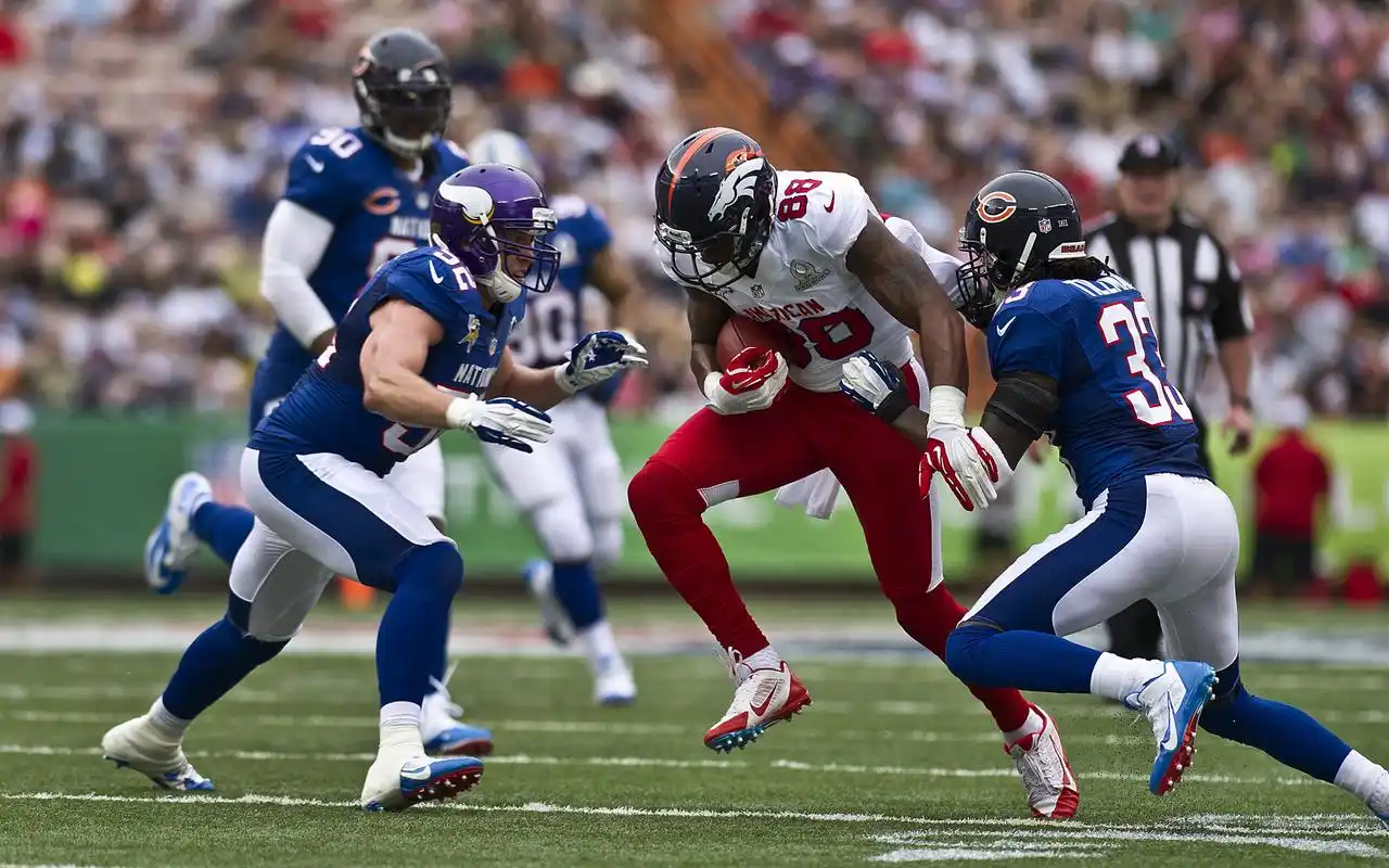 首页 桌面壁纸 激烈橄榄球运动高清壁纸上一张下一张查看原图