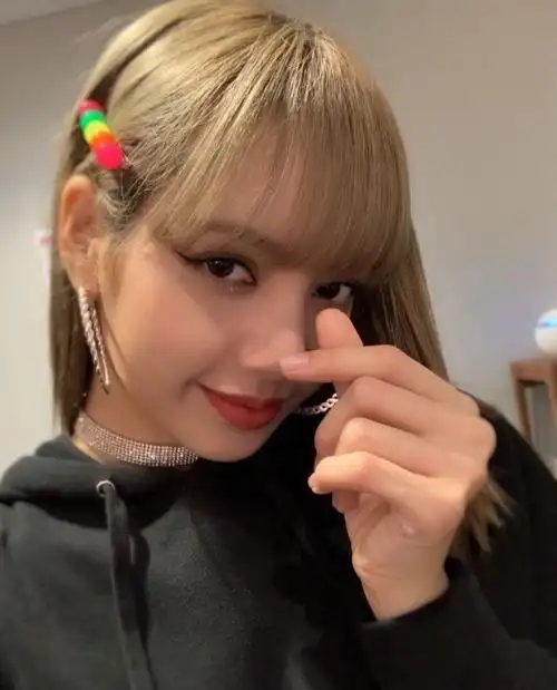 喜欢的美女自拍②lisa