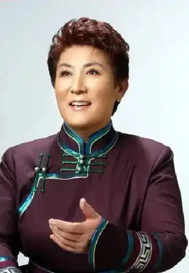 德德玛,著名女中音蒙古族歌唱家 - 抖音