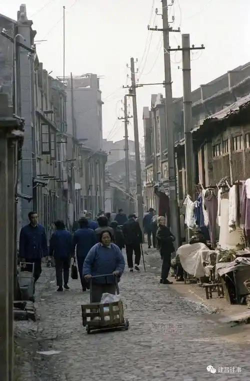 中国80年代老照片50张