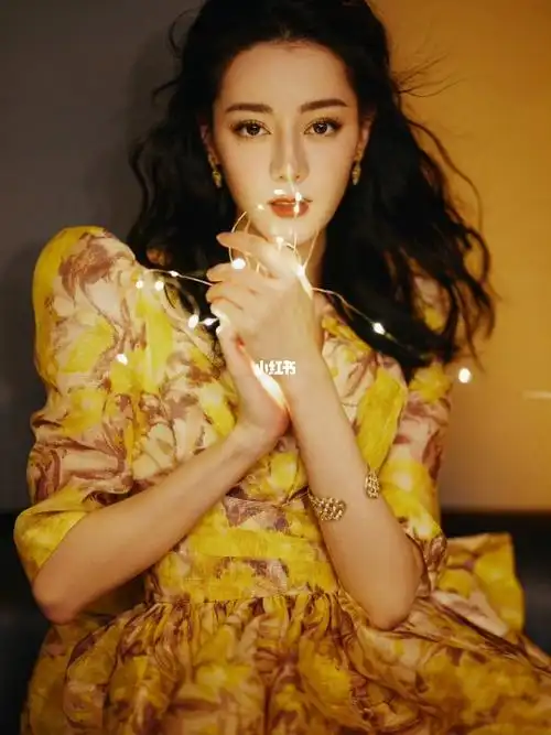 迪丽热巴迪力木拉提