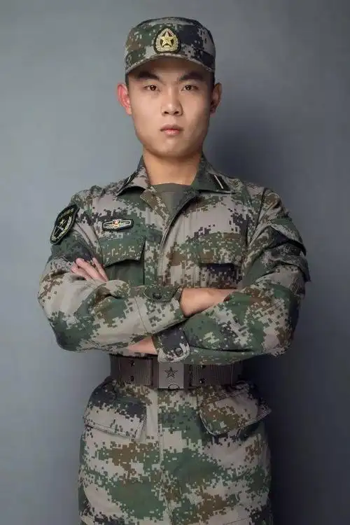 当摄影遇上军装,会是怎样的风景?
