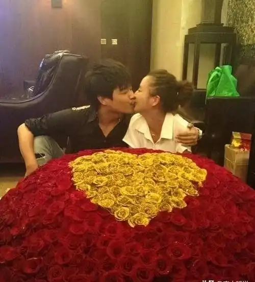 佟丽娅首聊离婚后现状感叹我要把7岁儿子从姥姥家接到身边