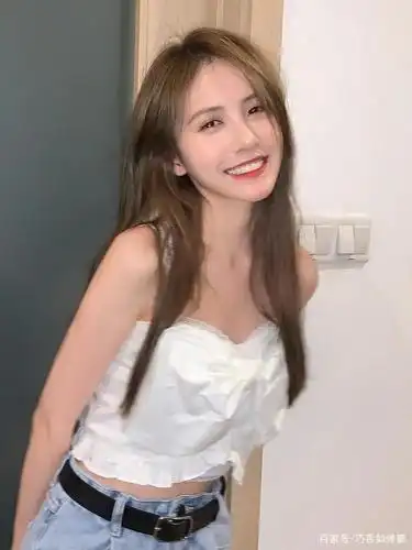 王思聪新女友清靓丽纯,气质不输女明星却被质疑整容?