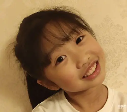 嘿你笑起来真好看58世界微笑日八小凤凰娃最美笑脸特辑