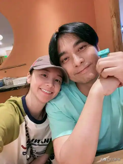 甩薛之谦,情断胡彦斌,闪婚陈龙,章龄之凭啥迷倒的全是