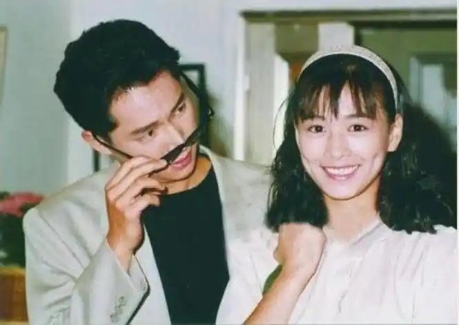 林瑞阳年轻时候的图片前妻曾哲贞的儿子和女儿