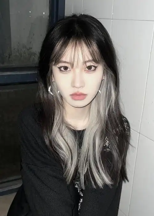 挂耳染lisa同款发型发色甜酷感