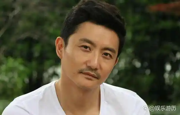 涂松岩:演技与颜值并存,家庭与事.@娱乐游历的动态