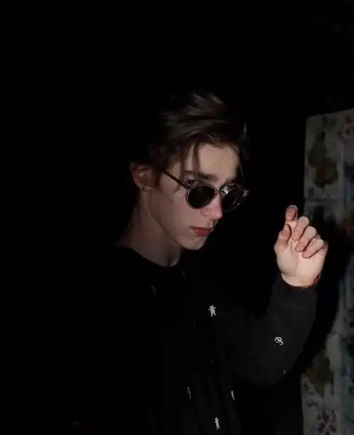 少年感十足男模mitchellgorthy他能否靠颜值取胜