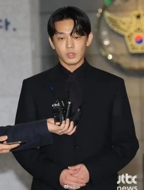 刘亚仁玩的真花花啊,竟然还有男朋友