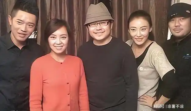 刀郎被曝与女徒弟同居6年,网友:没问题,他老婆允许