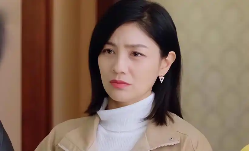 胡可合作的女演员(不说别的就这一个眼神就把气场拉满了) - 品度娱乐