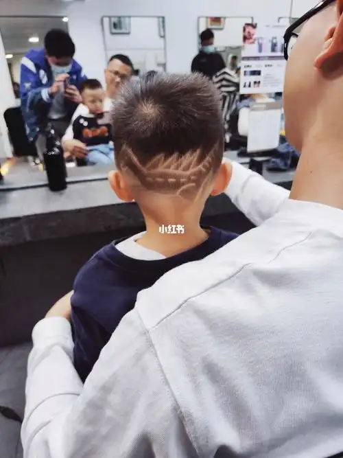 儿童发型雕刻设计77恐龙