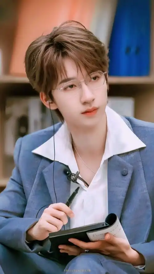 贺峻霖 梦蝶破笼##贺峻霖 令人心动的offer5