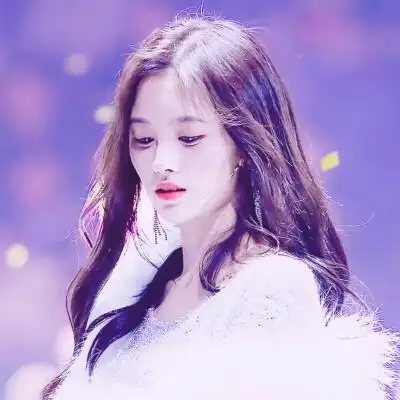 女生头像爱豆鞠婧祎