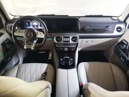 奔驰大g,amgg63外观大气内饰奢华