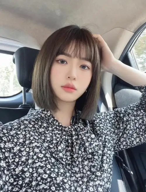 一款无需打理的的时尚超a短发.简约高级感#普洱发型设计#短发  #茶色