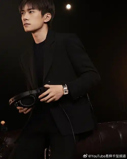 易烊千玺积家全球代言人##易烊千玺二三逢时戢鳞风起