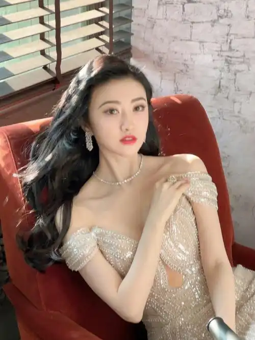 景甜甜美公主妆##景甜大波浪怼脸拍