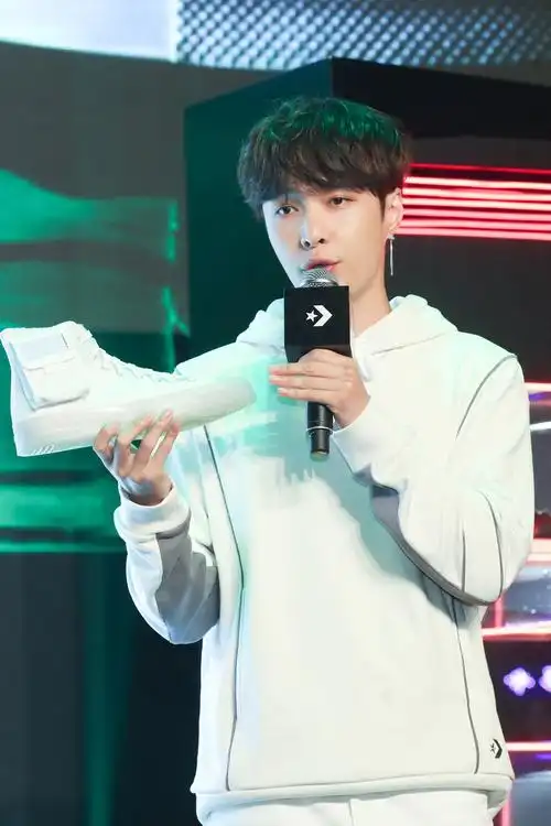 converse匡威携手张艺兴推出联名系列