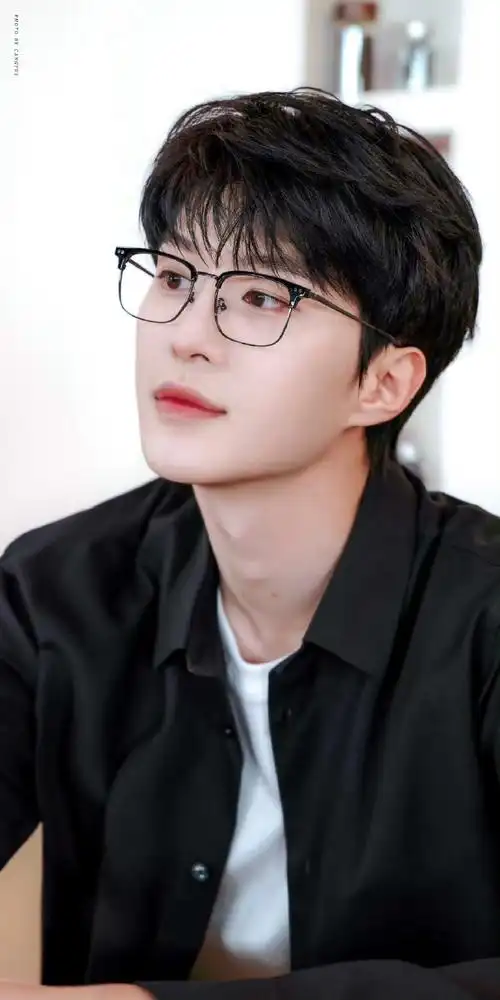 范丞丞代言绝味