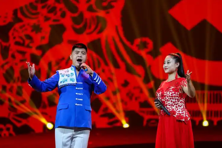 届草原文化节文化盛宴 图集  "表演的非常好,虽然他们不是专业演员