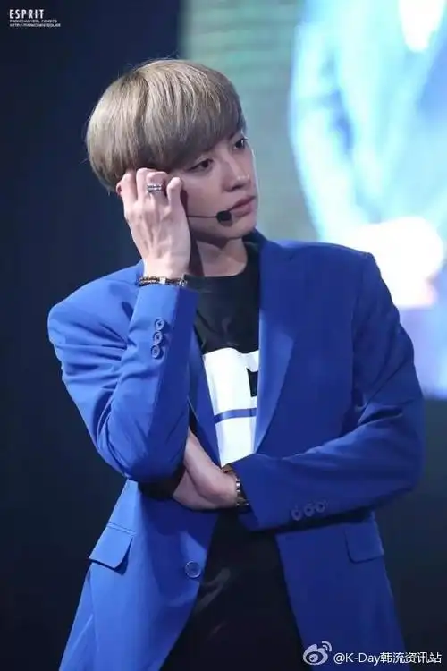 exo盘点151127exo朴灿烈微笑王子西装完美