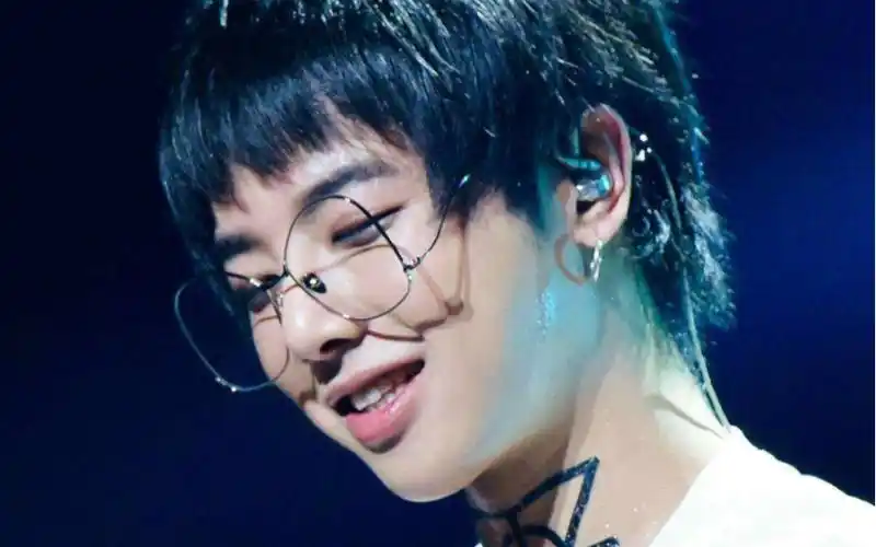 送给最可爱的障障 华晨宇辣个小子真的太可爱啦_哔哩哔哩 (゜-゜)つロ