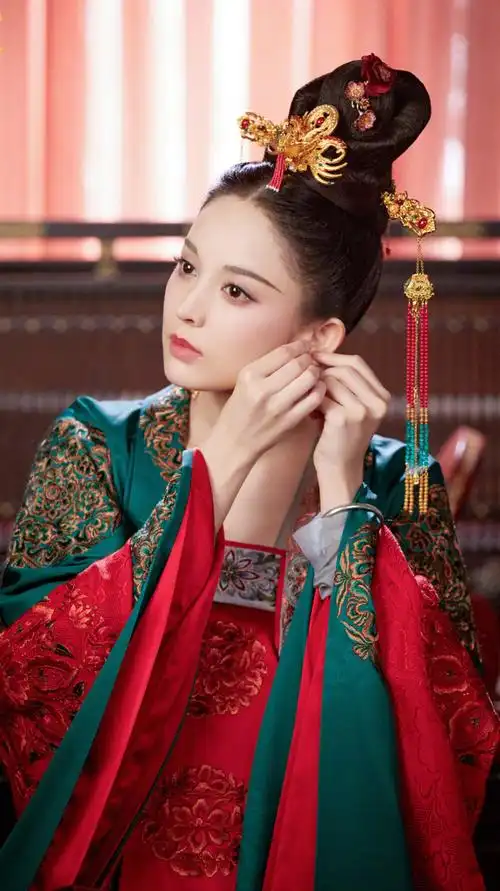 风起霓裳库狄琉璃古力娜扎