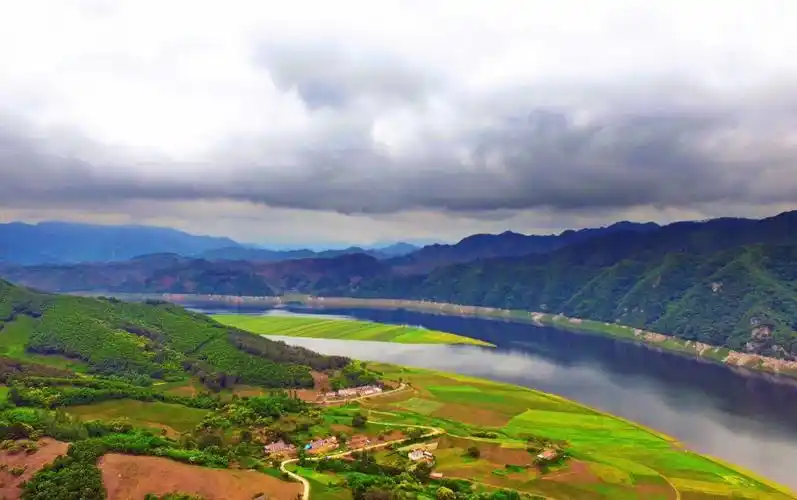 谁和我一起去丹东宽甸绿江村