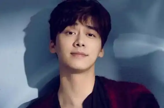 中国最帅的十大男明星易烊千玺上榜第一当之无愧3