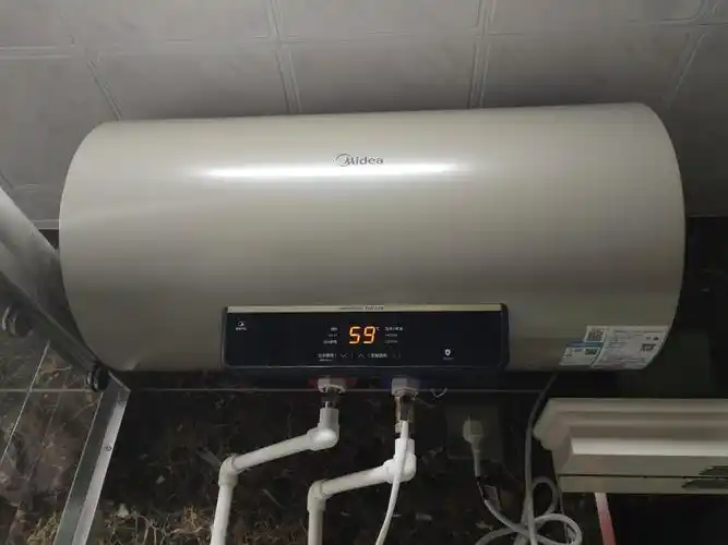 美的(midea)储水式电热水器 2200w家用60升大容量 变频速热 出水断电