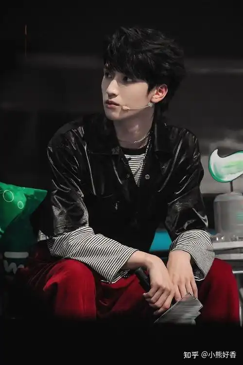 为什么很多人说tnt严浩翔最帅但我get不到他的帅气? - 知乎