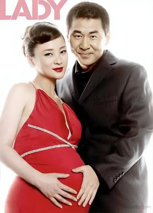 回顾古装第一美人蒋勤勤挤走原配嫁给陈建斌如今却被当仆人