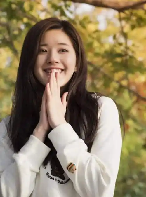 高冷女总裁恋爱电视剧剧情_赵露思新剧《我,喜欢你》官宣 小小厨神遇