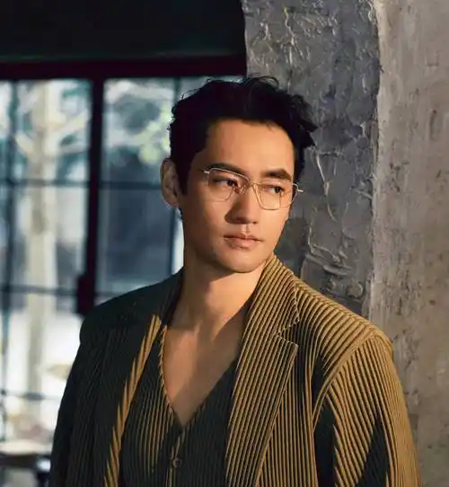 袁弘透露贾玲的体脂只有10%左右 惹来大量网友吐槽_身材_拳击手_社交