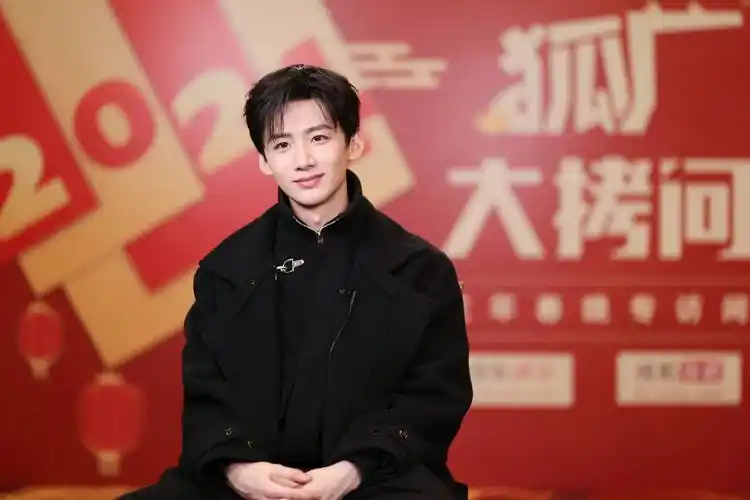 狐厂大拷问|白敬亭聊初登春晚 未来想尝试电影拍摄_娱乐_什么_音乐