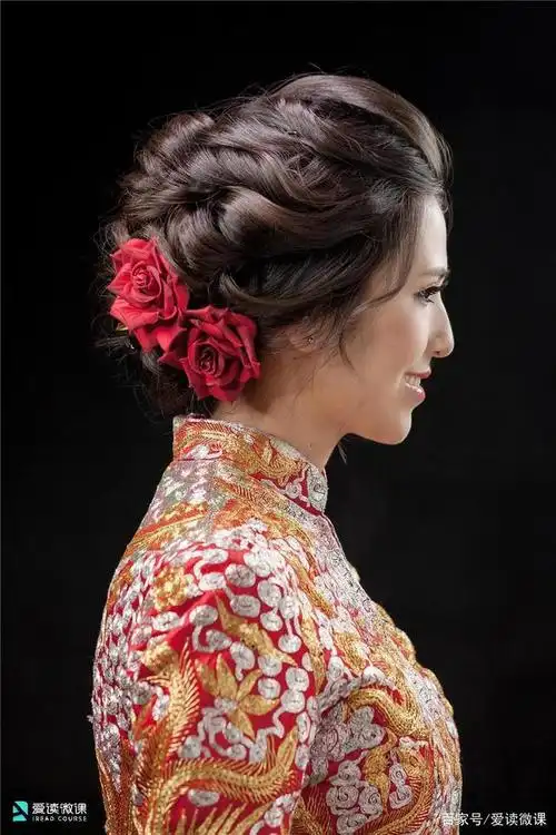 中式风格造型——层次盘发